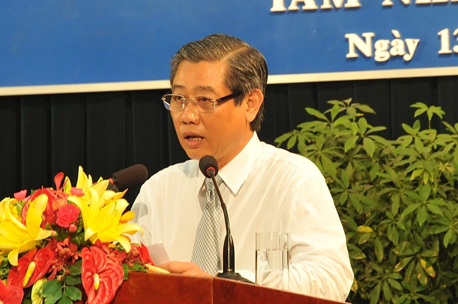 Lễ viếng nguyên Phó chủ tịch UBND TP.HCM Hứa Ngọc Thuận từ 8 giờ sáng 21.11-1