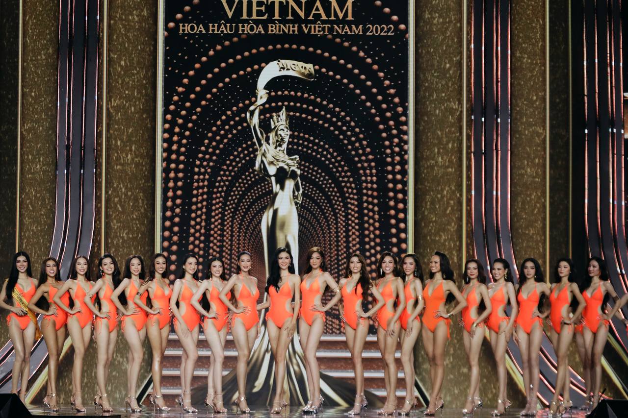 Đoàn Thiên Ân là Hoa hậu Hoà bình Việt Nam 2022-6
