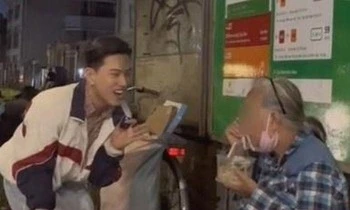 Showbiz 26/11: TikToker Việt làm video miệt thị người nghèo gây tranh cãi-cover-img