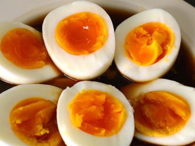 Trứng gà, trứng vịt, trứng ngỗng hay trứng cút, loại trứng nào bổ dưỡng hơn? 2 loại trứng này ăn càng ít càng tốt-4