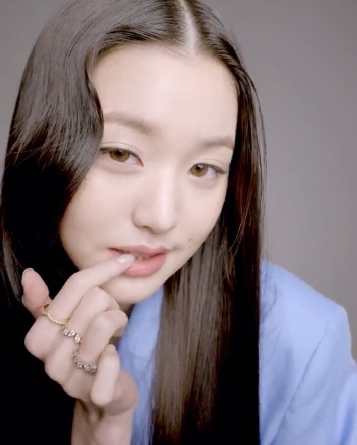 Mỹ nhân Hàn xinh đẹp như nàng tiên vẫn đôi lần bị makeup dìm thảm hại-4