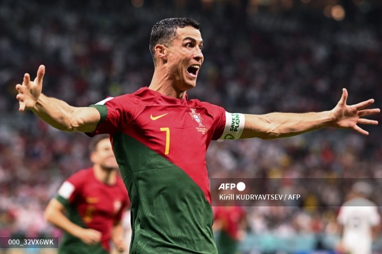 Ronaldo khẳng định đã ghi bàn vào lưới Uruguay-2