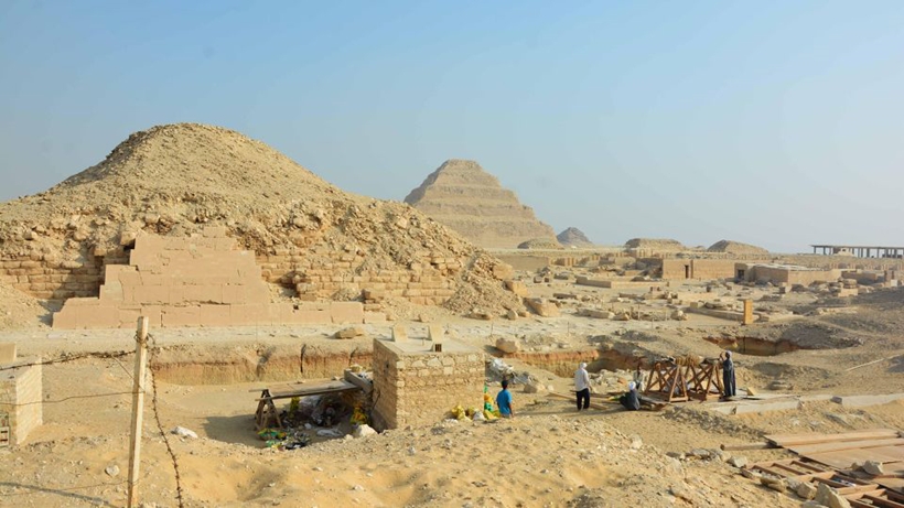 Khai quật xưởng ướp xác Ai Cập cổ đại 2.700 năm tuổi tiết lộ bí ẩn các chất dùng ướp xác-3