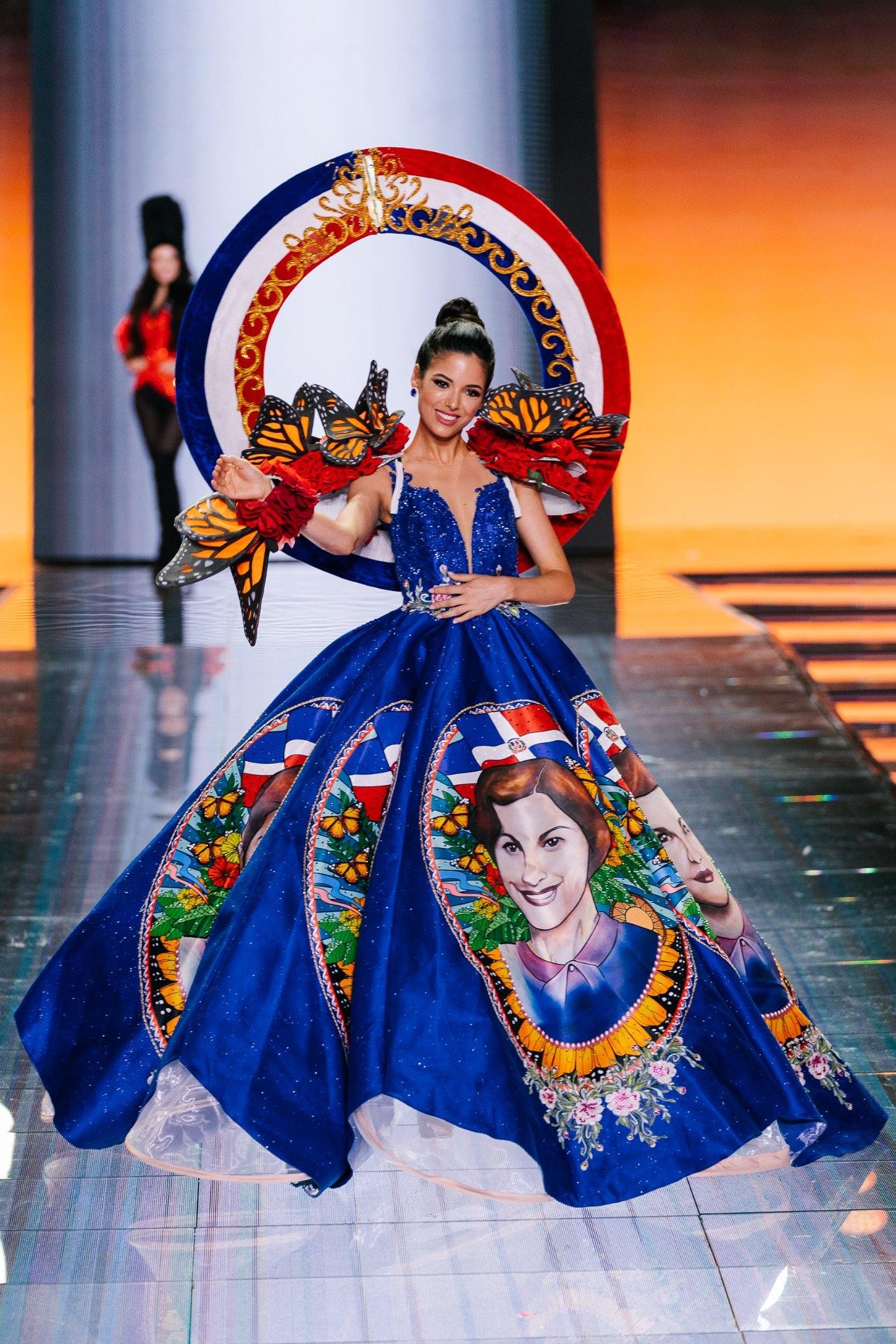 Choáng ngợp với loạt trang phục dân tộc lộng lẫy của Kim Duyên và dàn thí sinh Hoa hậu Siêu quốc gia-9