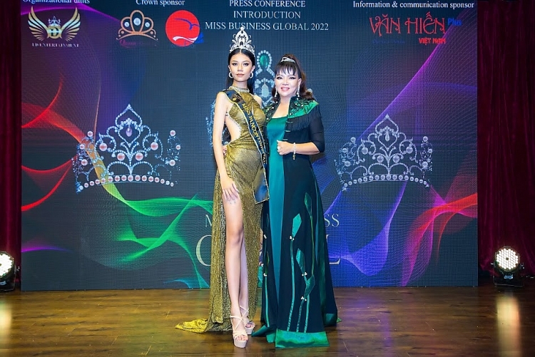 Di sản văn hóa cụm tháp Dương Long - Bình Định được chế tác thành bộ 3 vương miện quyền lực 'Miss Business Global 2022'-cover-img