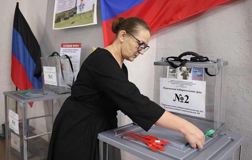 Bốn tỉnh miền Đông Ukraine bắt đầu bỏ phiếu gia nhập Nga-4