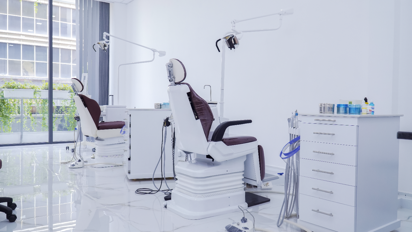 Ador Dental - Nha khoa thẩm mỹ quốc tế - Thương hiệu kiến tạo nụ cười Việt-1
