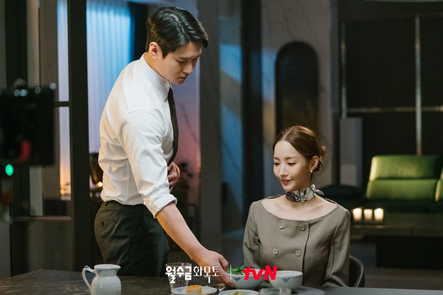 Phim mới của Park Min Young dẫn đầu rating nhưng nhan sắc nữ chính gây hoang mang vì quá khác lạ!-3
