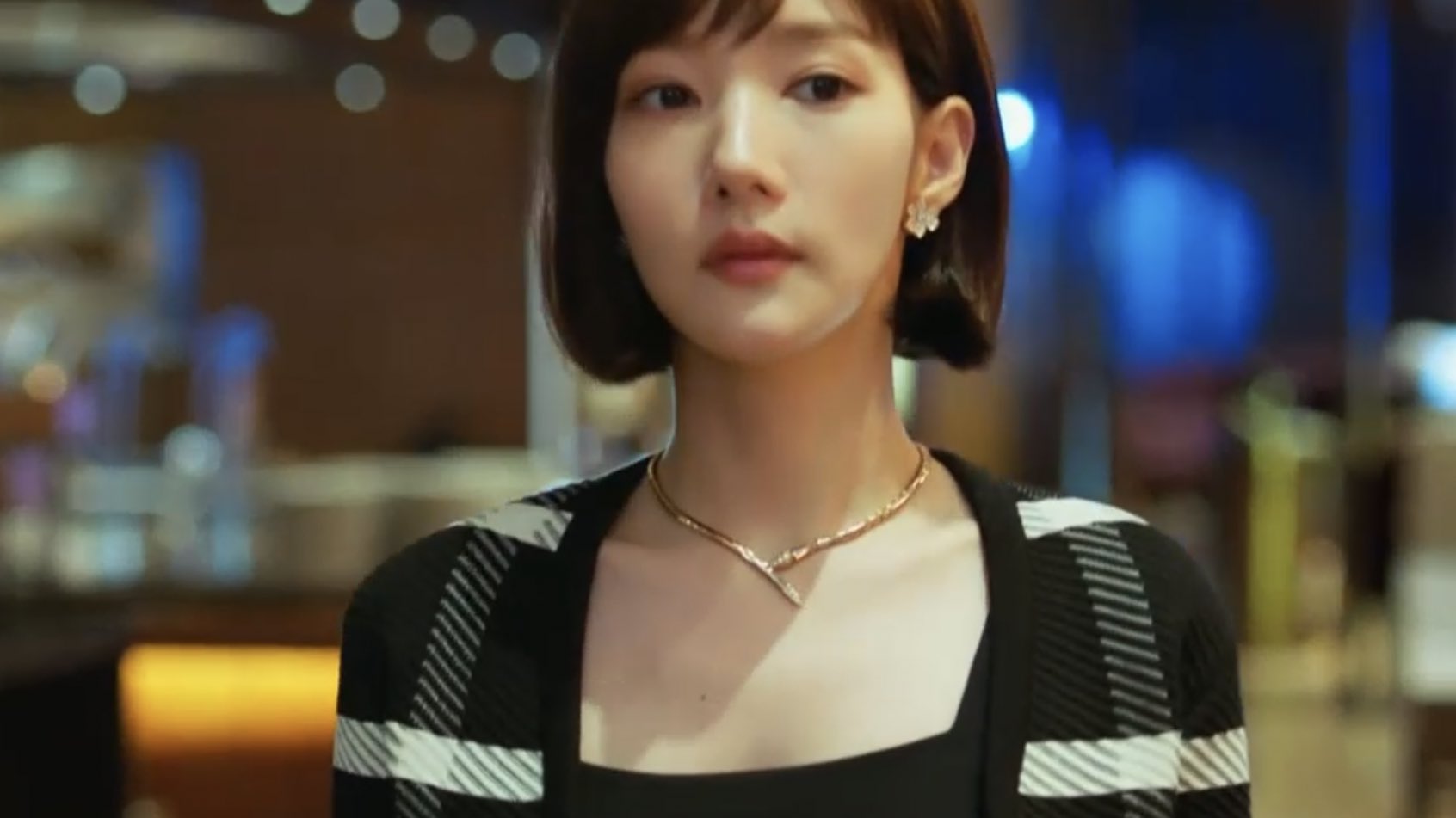 Phim mới của Park Min Young dẫn đầu rating nhưng nhan sắc nữ chính gây hoang mang vì quá khác lạ!-6