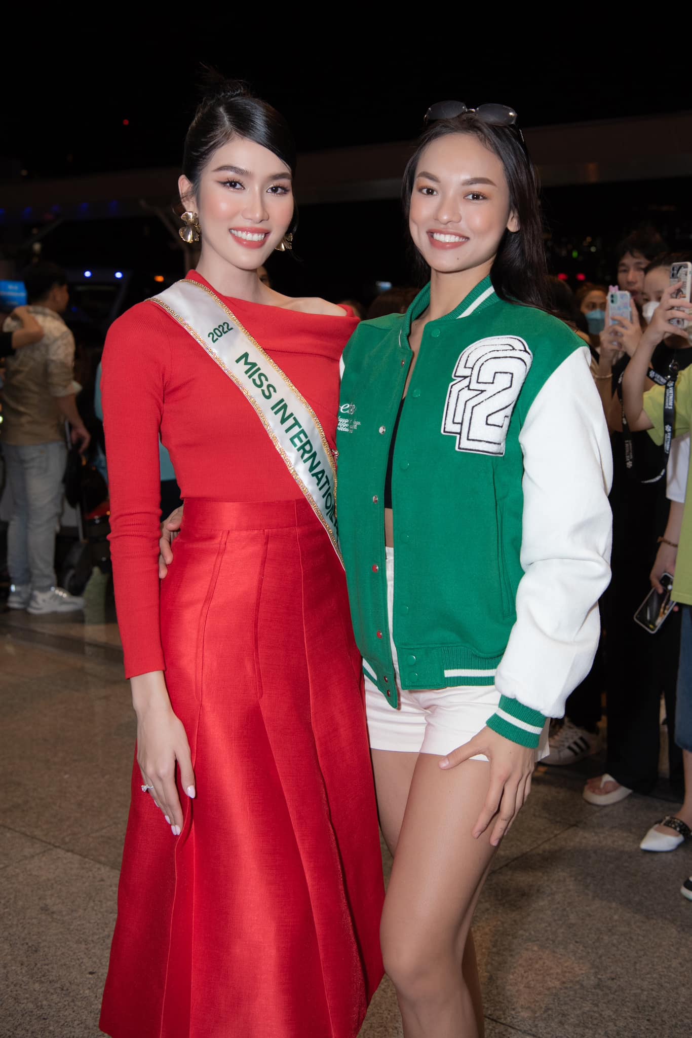 Dàn Hoa hậu, Á hậu tiễn Phương Anh lên đường thi Miss International 2022-5