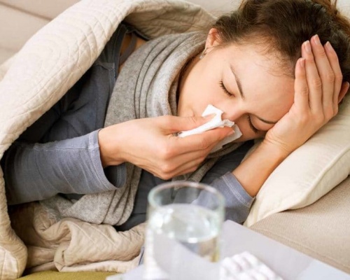 Bệnh cúm có biểu hiện giống cảm cúm thông thường không; ai dễ mắc?-1