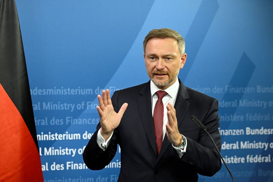 Bộ trưởng Đức: Chúng ta đang trong một cuộc chiến năng lượng-1