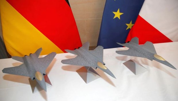 Pháp, Đức, Tây Ban Nha thực hiện dự án quốc phòng lớn nhất châu Âu-1