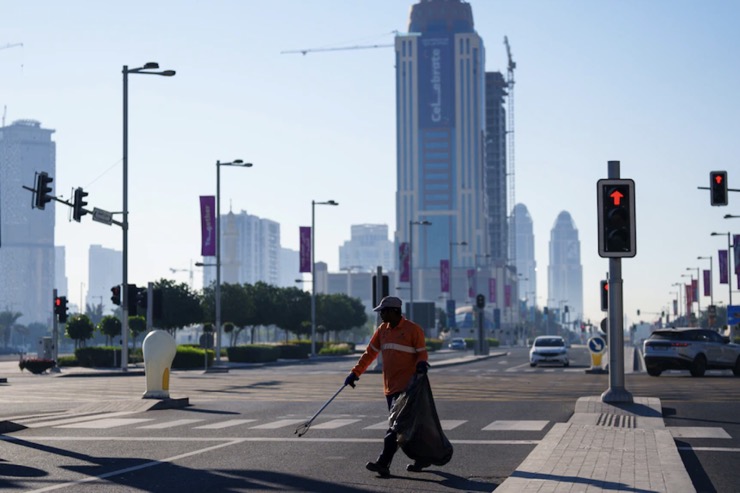 Cảnh tượng khác lạ ở thành phố Qatar xây dựng riêng phục vụ chung kết World Cup-4
