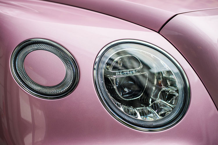 Bentley Bentayga Pink độc nhất Việt Nam sau 3 năm, lỗ 17 tỷ đồng?-5