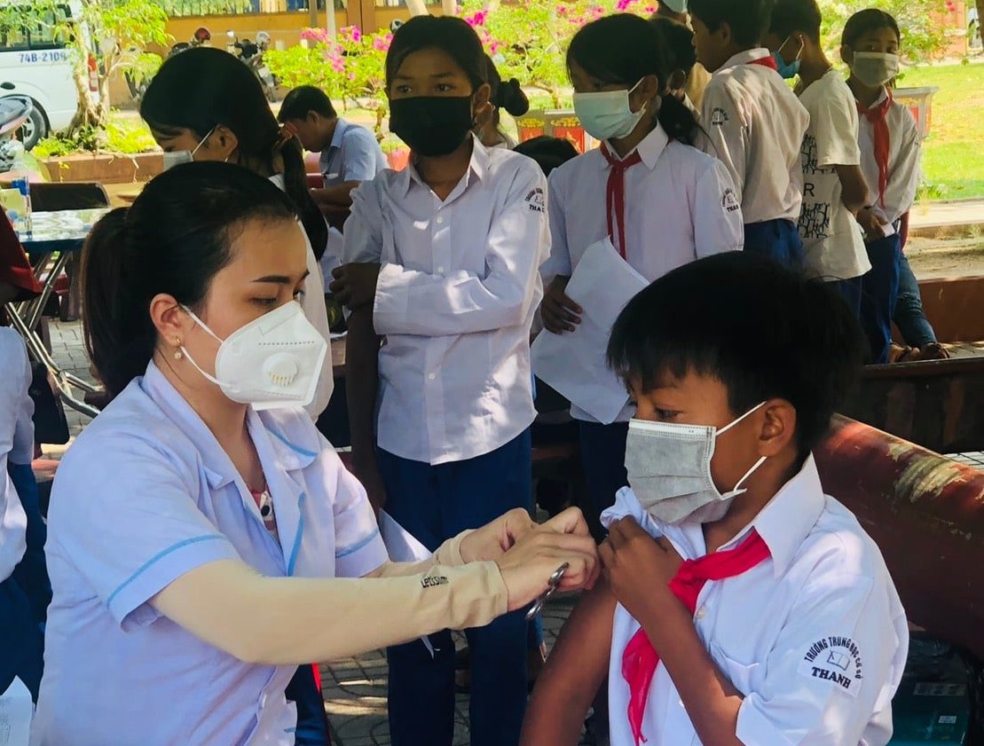 Quảng Trị: Chủ tịch các địa bàn chịu trách nhiệm trong tổ chức, kết quả đợt cao điểm tiêm vaccine-2