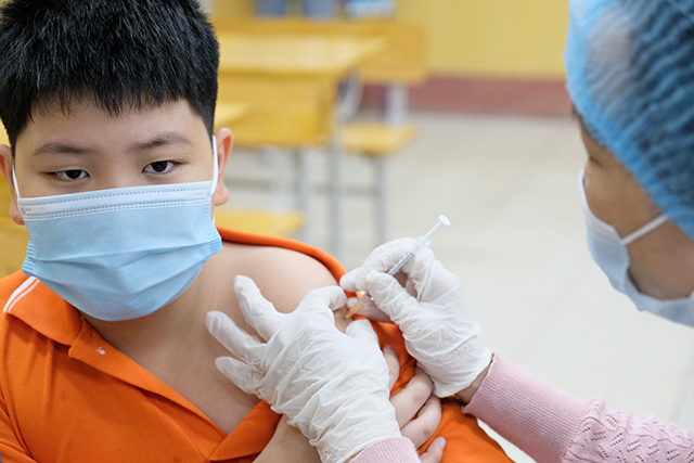 Chỉ còn 38 ngày: Bộ Y tế nêu tên hàng loạt tỉnh vẫn tiêm chậm vaccine COVID-19 cho trẻ từ 5 - dưới 12 tuổi-1