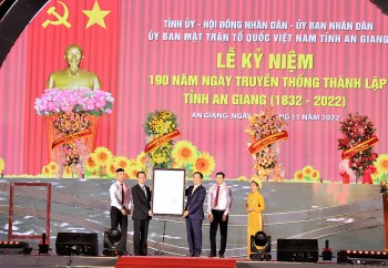 Vĩnh Long tổ chức trọng thể Lễ kỷ niệm 100 năm Ngày sinh Thủ tướng Võ Văn Kiệt-4