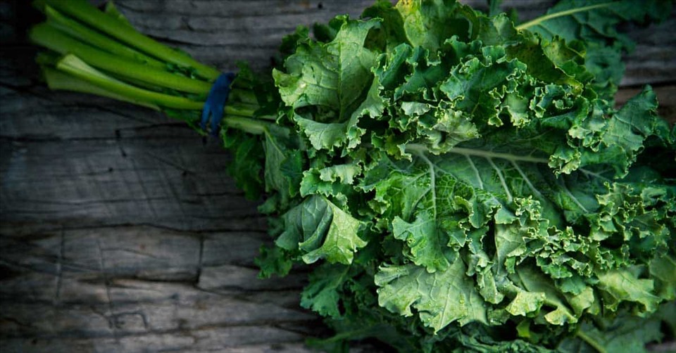 Những lưu ý khi sử dụng rau cải xoăn Kale ít người biết-1