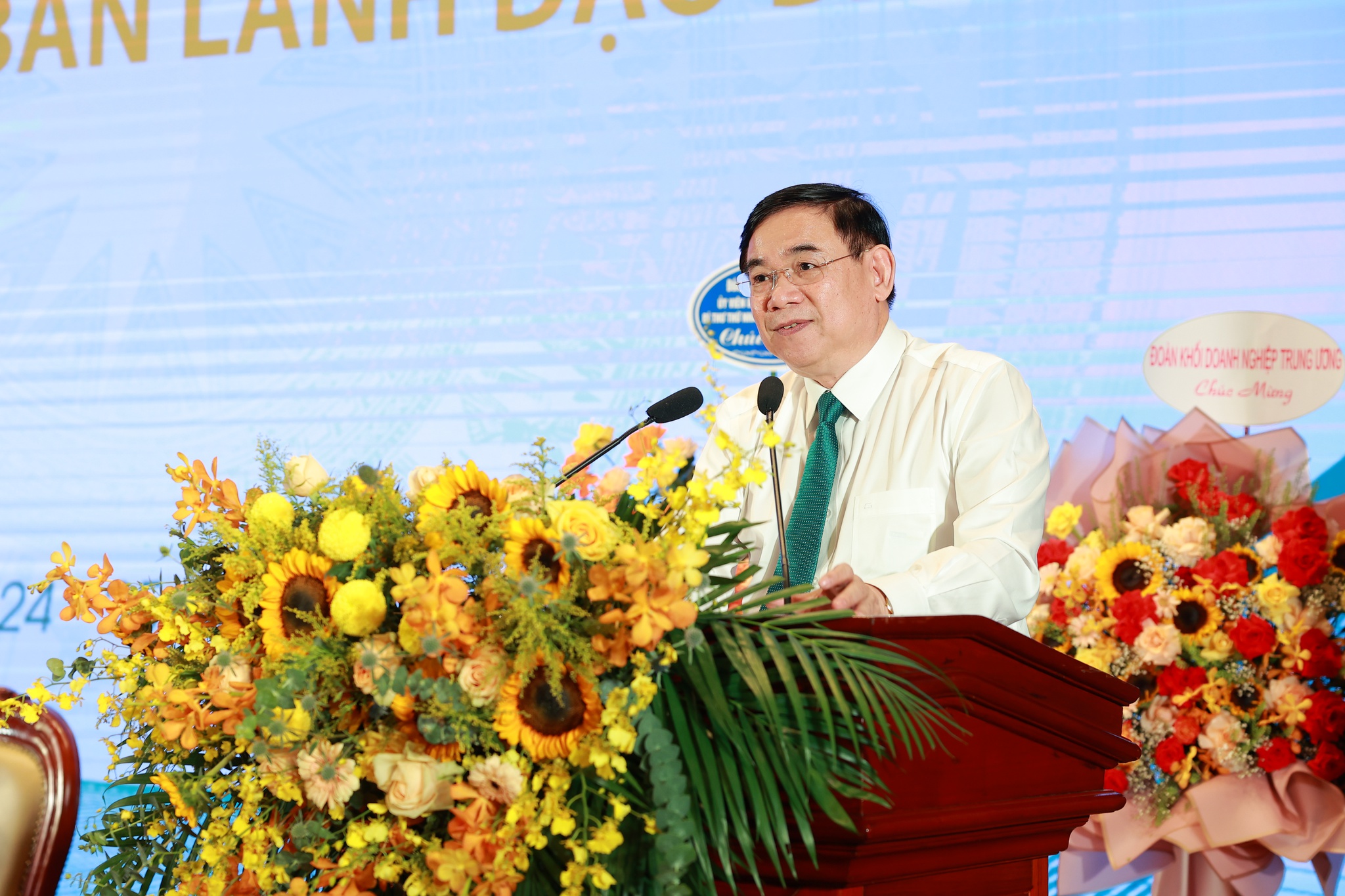 Tiến sĩ Phạm Văn Toàn trúng cử Bí thư Đoàn BIDV-2
