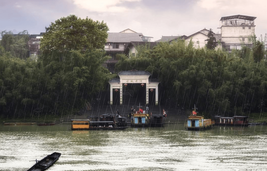 Kỳ lạ cổ trấn nổi trên mặt nước ở Trung Quốc: Chỉ di chuyển bằng thuyền, là thiên đường dành cho phái nữ muốn giảm cân-1
