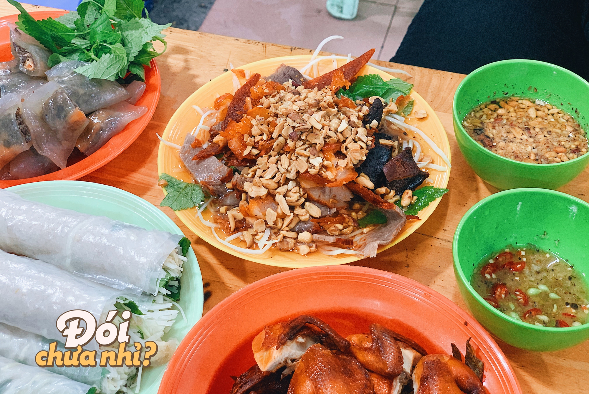Đi ăn ở con phố ngắn nhất Hà Nội, thưởng thức đủ các món ăn vặt yêu thích của giới trẻ-6