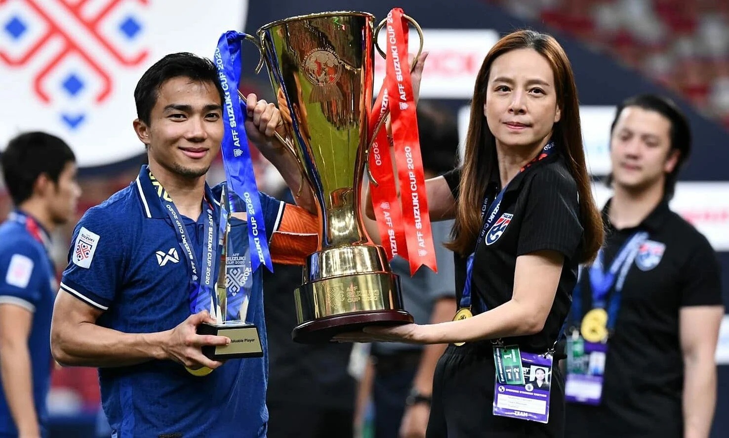 Madam Pang ra mặt để giúp tuyển Thái Lan vô địch AFF Cup 2022-1