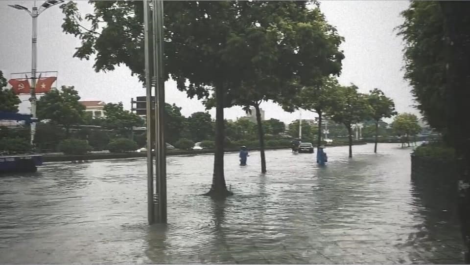 Quảng Ninh: Nhiều địa phương ngập úng cục bộ sau mưa lớn-2