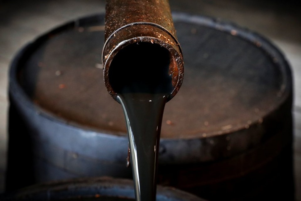 Giá xăng dầu hôm nay 4.10: Bật tăng mạnh mẽ sau động thái nóng của OPEC+-1