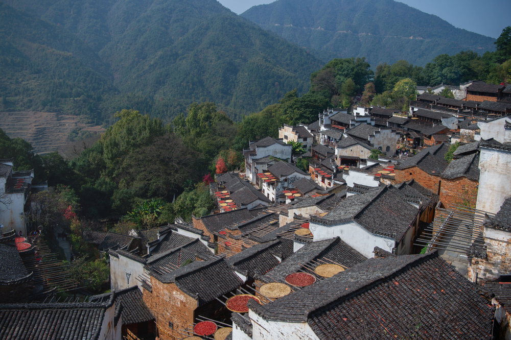 Ngôi làng cổ Trung Quốc lấy thực phẩm phơi khô làm điểm nhấn du lịch-1