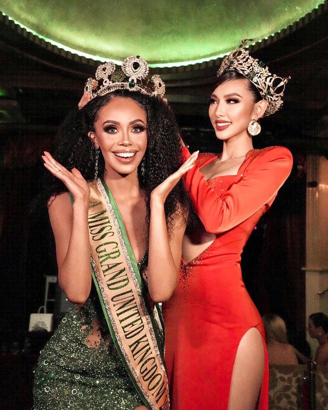 Sụt cân sau chuyến từ thiện châu Phi, Thùy Tiên vẫn rạng rỡ khi trao vương miện cho Miss Grand UK-6
