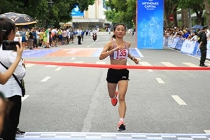 Nhà vô địch SEA Games 31 Nguyễn Thị Oanh về nhất tại Giải chạy Báo Hà Nội mới-cover-img