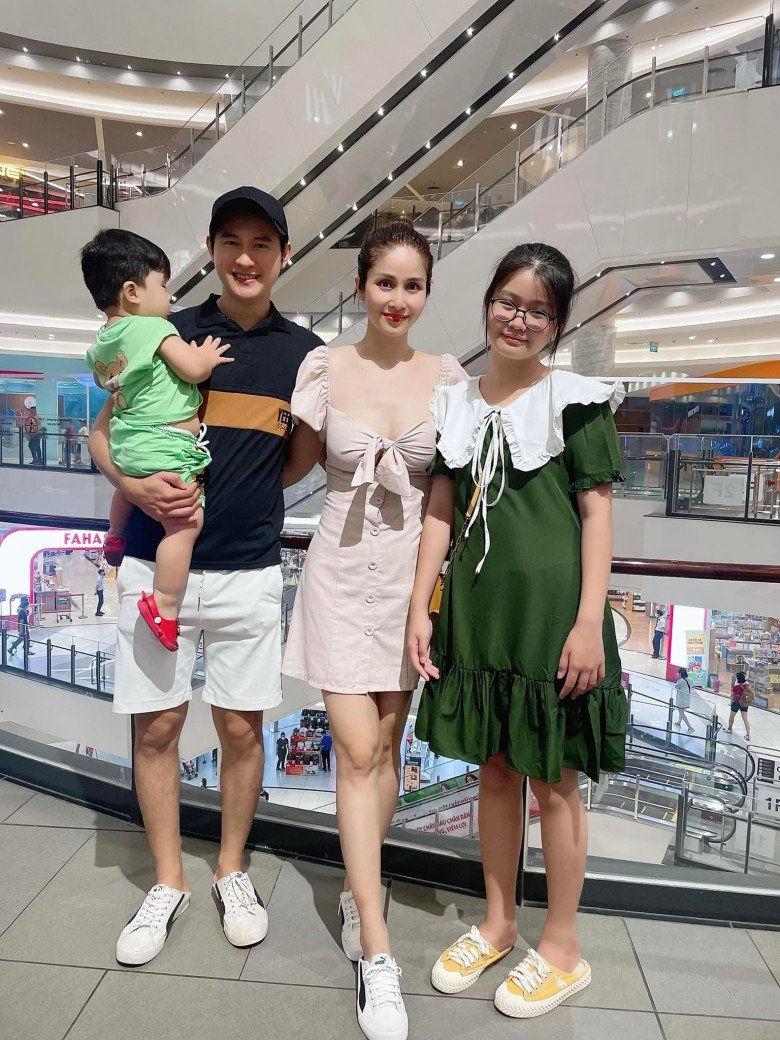 Ly hôn để Phan Thanh Bình nuôi con, nay Huỳnh Thảo Trang đón về, cùng chồng trẻ bù đắp cho con gái-3