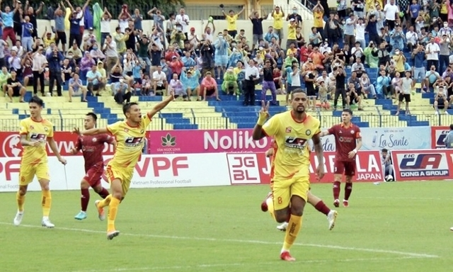 Câu lạc bộ Đông Á Thanh Hóa đánh bại câu lạc bộ Topenland Bình Định vươn lên vị trí thứ 7-cover-img