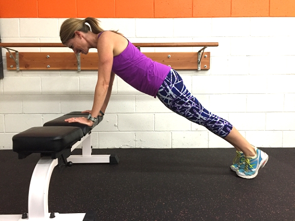 4 bài tập plank giảm mỡ bụng giúp vùng core chắc khỏe ngay tại nhà-1