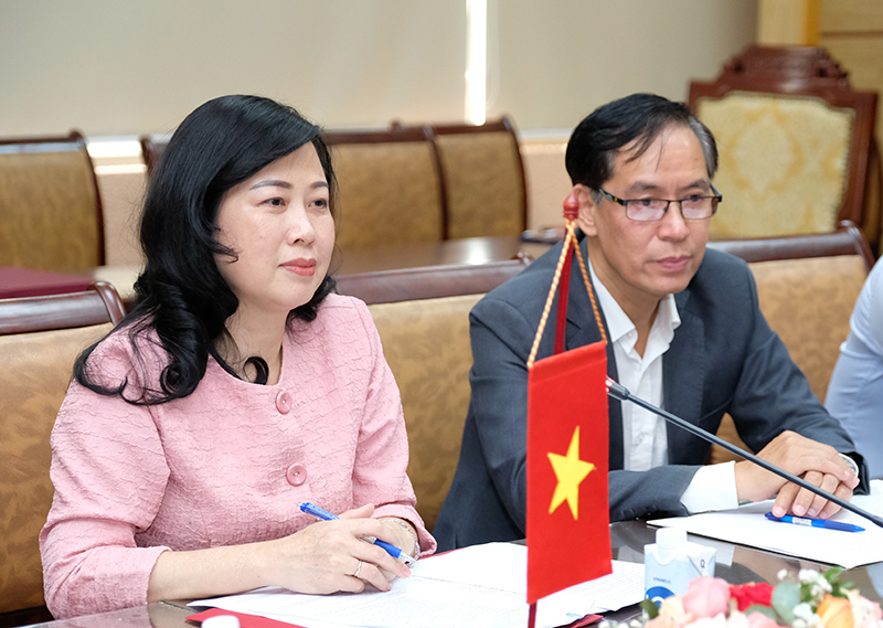 Đẩy mạnh hơn nữa hợp tác y tế giữa Việt Nam và Singapore-2