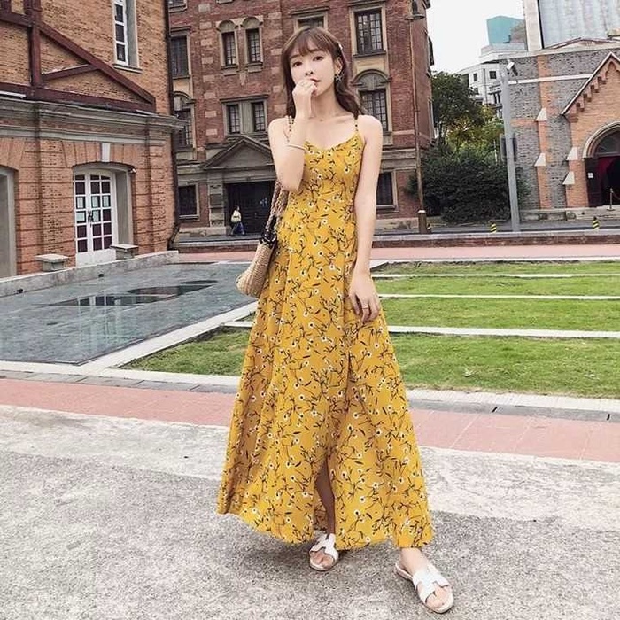 Ngày hè, không 'bung lụa' với váy maxi như Phạm Hương, Hương Giang thì quả có lỗi với bản thân-10