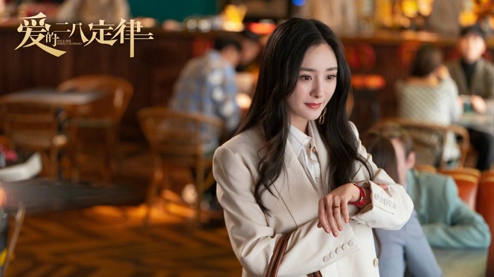 Dàn sao nữ Cbiz và những thói quen khi đóng phim: Cúc Tịnh Y khiến netizen 'phát chán', Triệu Lộ Tư trông rất đáng sợ-5