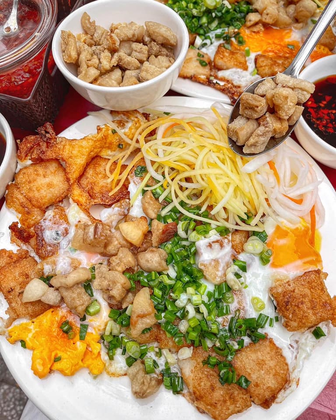 Tạp chí Mỹ gợi ý loạt món ăn đường phố nên thử khi đến Việt Nam-16
