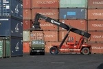 19 container máy móc cũ tồn lâu năm tại cảng-cover-img