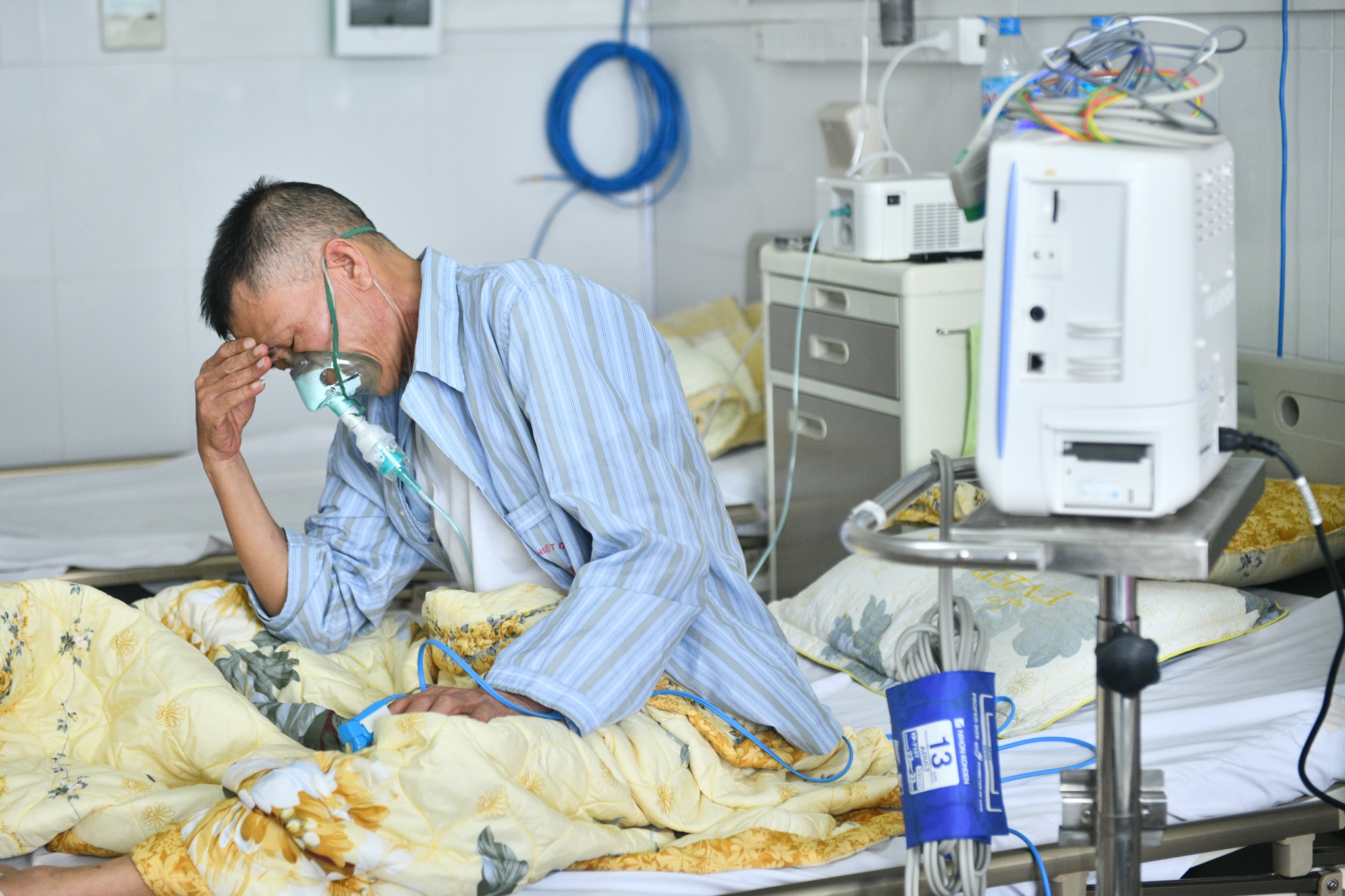 Nhiều người tại Hà Nội phải nằm viện do mắc cúm mùa-8