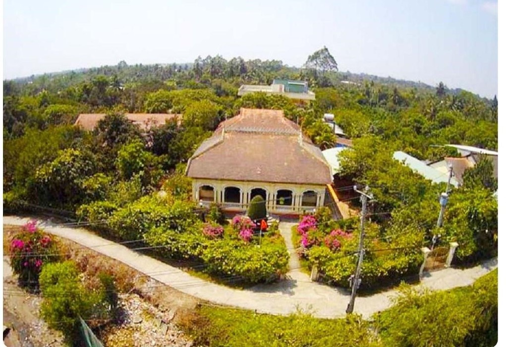 Thăm những biệt thự trăm tuổi ở làng cổ vào Top 20 tour độc đáo Việt Nam-1