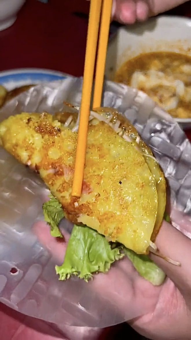 “Ăn sập” đảo Phú Quý với những quán địa phương giá rẻ mà lại cực ngon: Bỏ túi 100k đảm bảo “no lặc lè”-11
