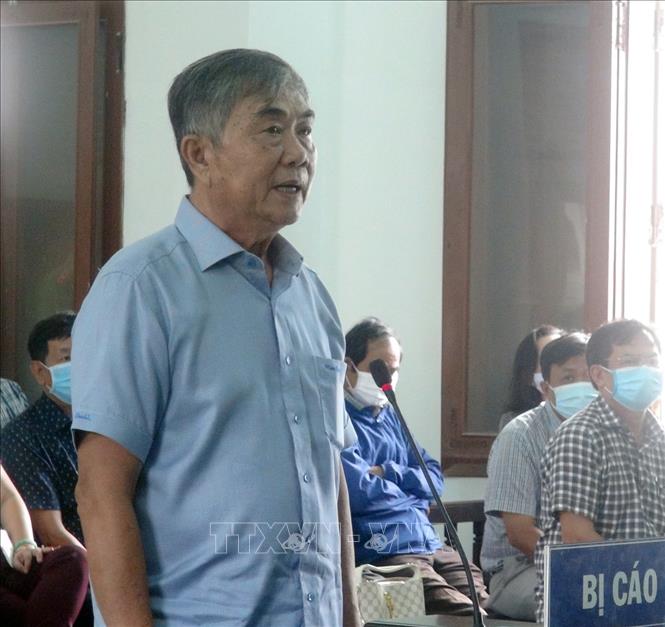 Hoãn phiên tòa xử cựu Phó Chủ tịch thường trực UBND tỉnh Phú Yên và đồng phạm-cover-img