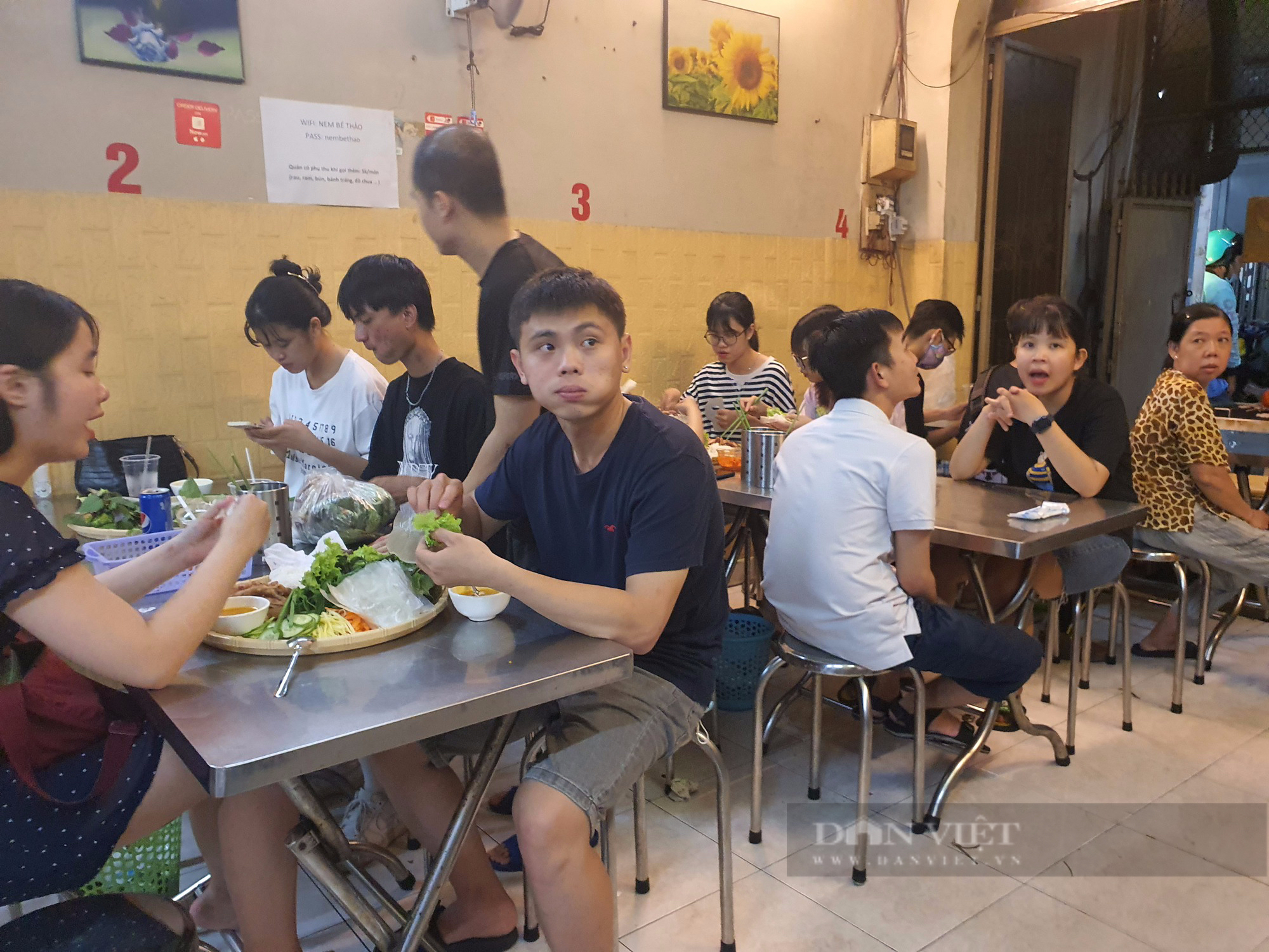 Sài Gòn quán: Nem nướng Nha Trang chính gốc ở Sài Gòn, ăn ở đâu?-5