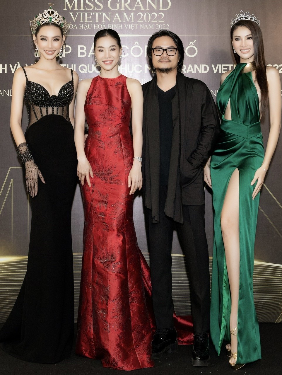 Thuỳ Tiên quyến rũ lấn át Top 3 Miss World Việt Nam 2022-10