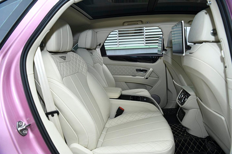 Bentley Bentayga Pink độc nhất Việt Nam sau 3 năm, lỗ 17 tỷ đồng?-9