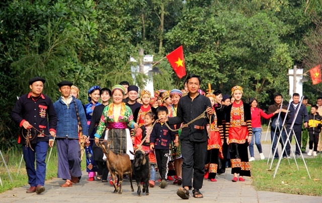 Tháng 9 "Vui Tết độc lập" tại Làng Văn hóa - Du lịch các dân tộc Việt Nam-1
