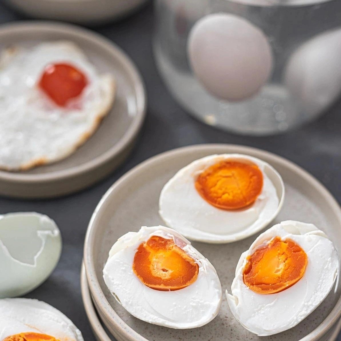 Tự làm trứng muối thơm ngon tại nhà-1