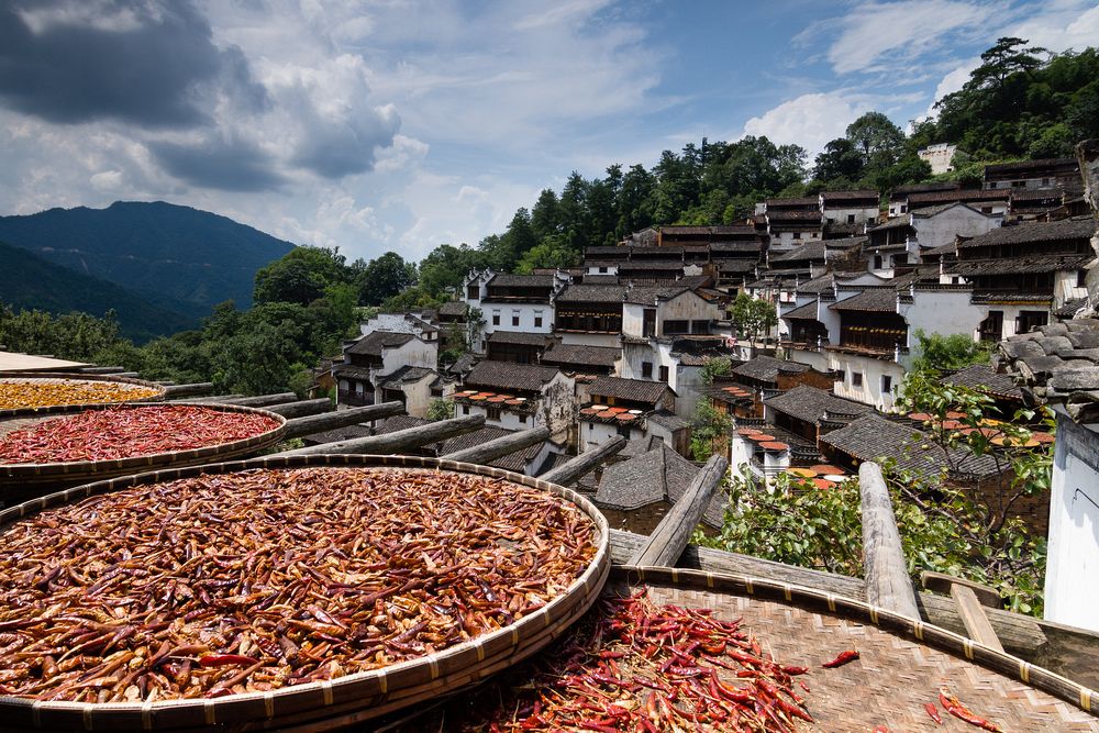 Ngôi làng cổ Trung Quốc lấy thực phẩm phơi khô làm điểm nhấn du lịch-10
